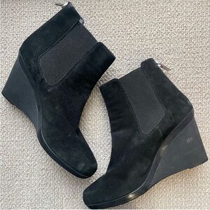 Aquatalia wedge boots